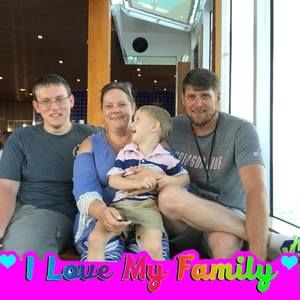 Meet your Posher, Dana